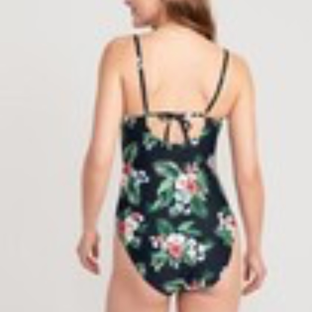 OLD NAVY TIE-BACK ONE PIECE FLORAL CAMI SWIMSUIT NWT - Picture 2 of 12